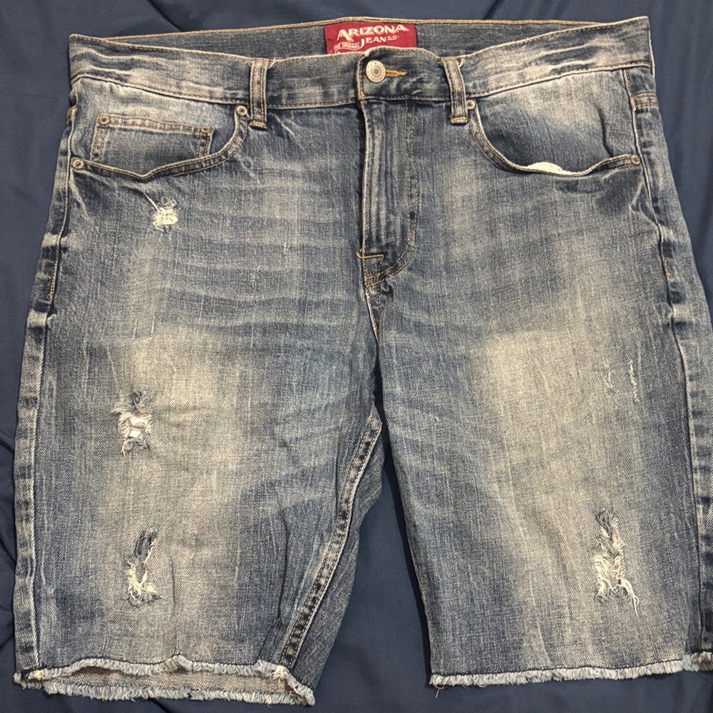 Arizona Jean Company Men's Faded Blue Jean Shorts